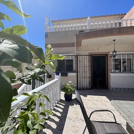 Familienhaus In Cabo Roig Orihuela